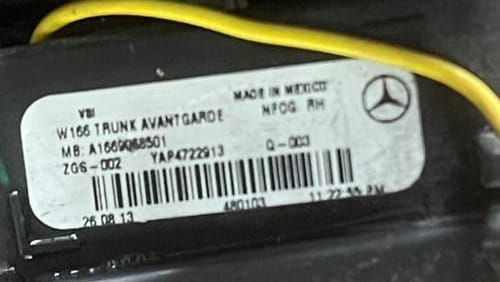 FARO TRASERO RH MERCEDES BENZ ML, 2014 #A1669068501