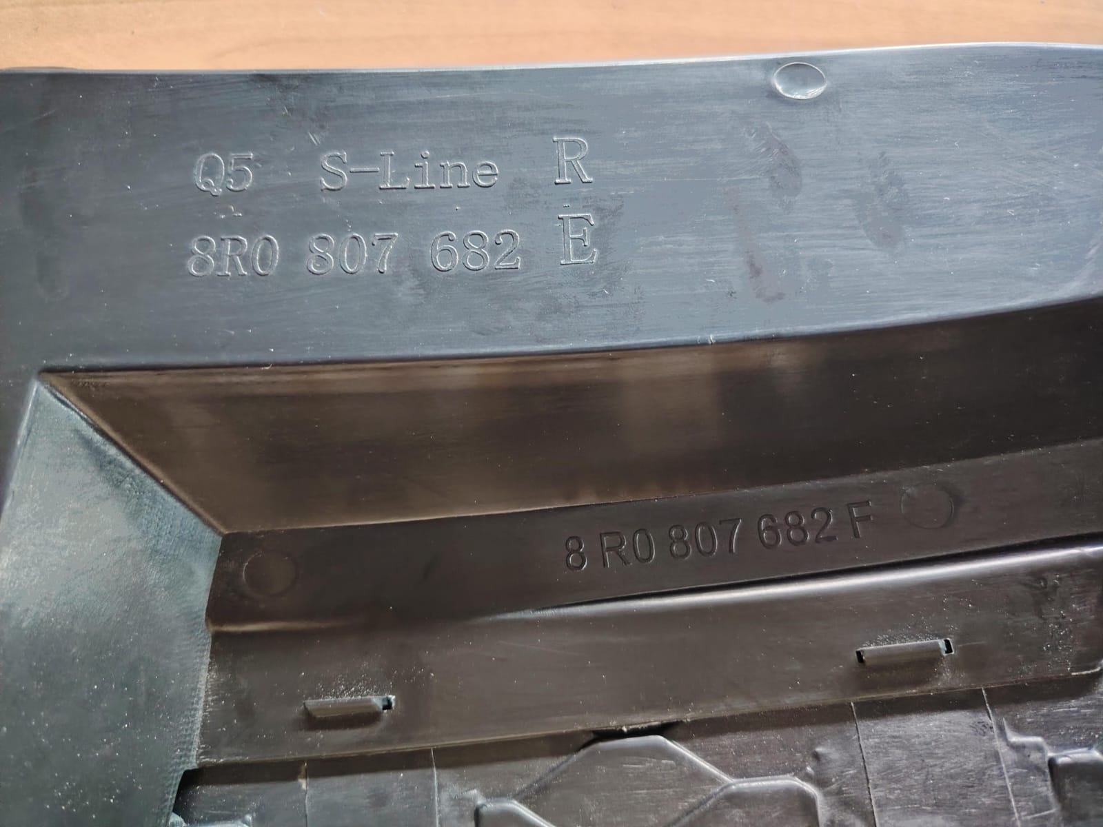 PARRILLA DELANTERA INFERIOR RH, AUDI , Q5, 2013-2016 #8R0807682